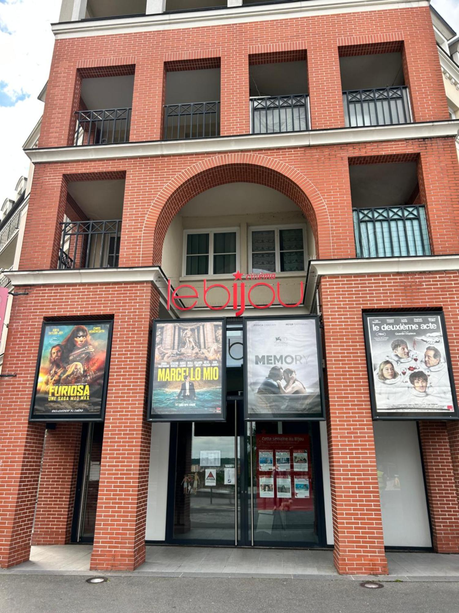 Sweet And Comfy In Hyper City Center With Netflix, Prime And Disney Plus Included Noisy-le-Grand Eksteriør billede